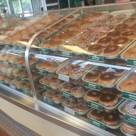 Photo taken at Krispy Kreme by Jeff R. on 8/2/2013