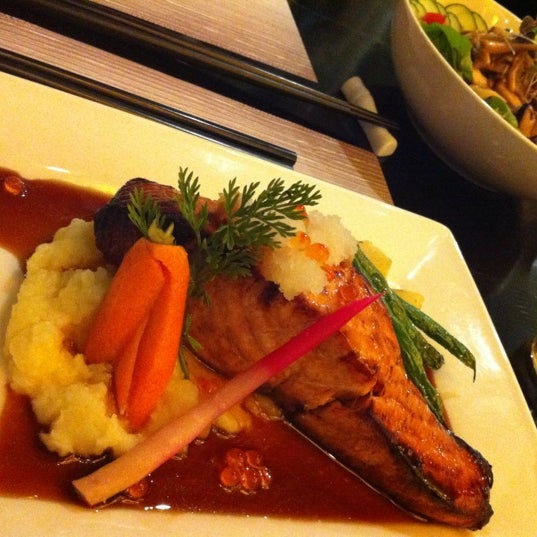 Photo taken at Miyako Japanese Cuisine &amp; Teppanyaki by Aly K. on 10/15/2012