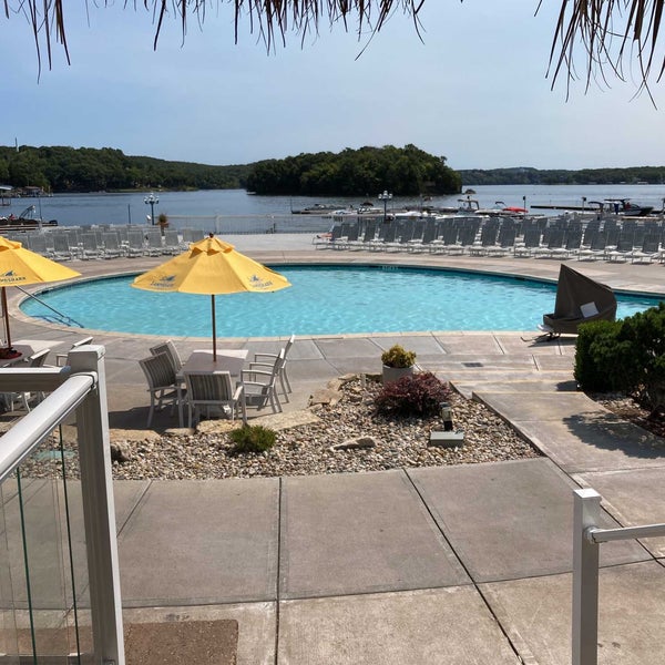 Tiki Hut Pool Bar Bar in Osage Beach