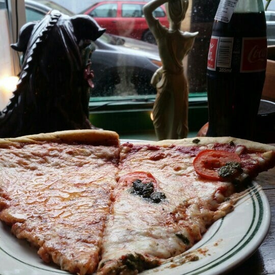 World Pizza - International District - 28 tips