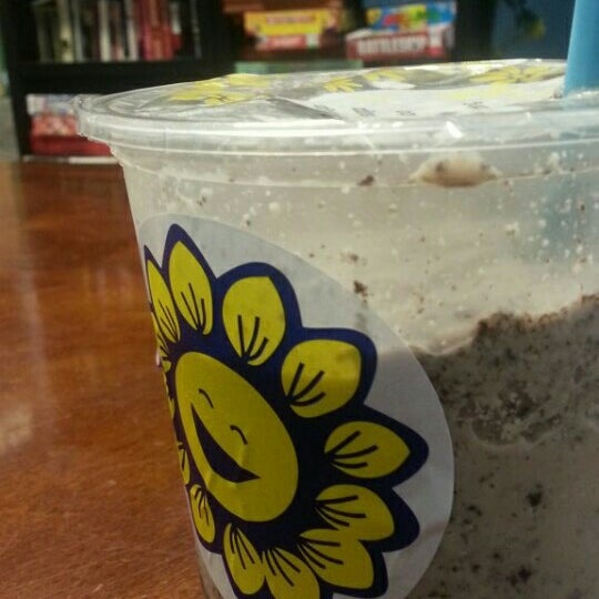 Try a Cookies and Cream milkshake with the popping strawberry boba. =o