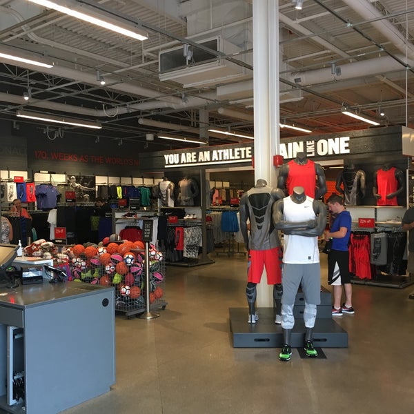 Styrke Definition Accepteret Nike Factory Store - Depot Road, Suite 355E
