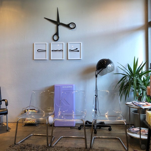 The Los Gatos Beauty Bar 130 N Santa Cruz Ave 4