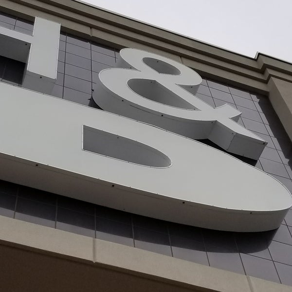 Bed Bath & Beyond Furniture and Home Store in Bolingbrook