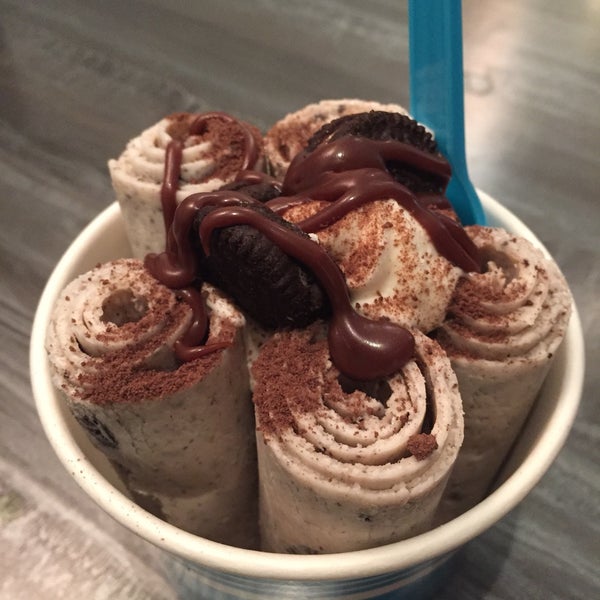 Photo taken at IcyCode Ice Cream Rolls by Bobby on 4/22/2017