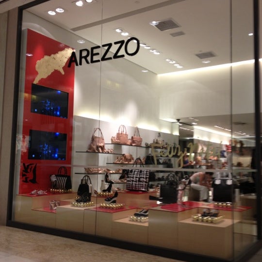 Arezzo - Loja de Sapatos em Brooklin Velho
