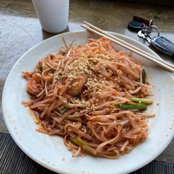 Oodles Noodles and Dumpling Bar (Now Closed) Asian Restaurant
