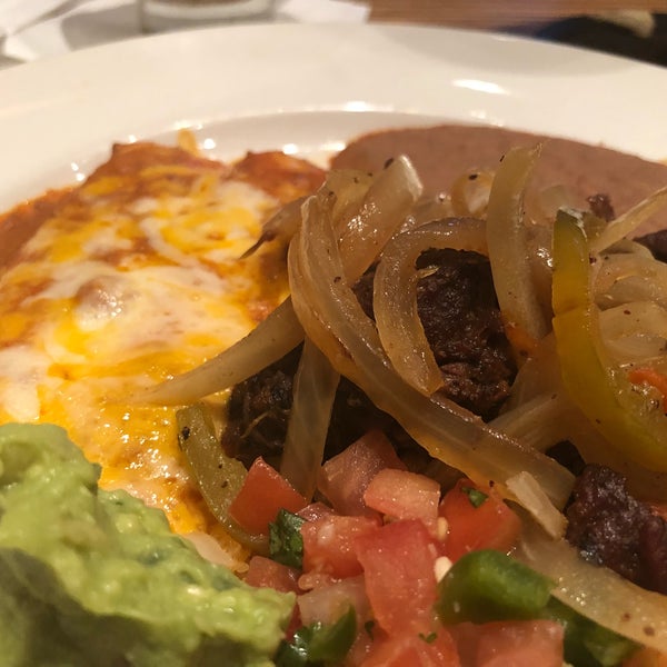 Foto diambil di Acenar Mexican Restaurant oleh Chris F. pada 10/28/2018
