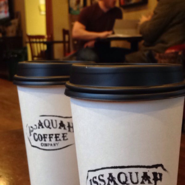 Photo taken at Issaquah Coffee Company by melleemel on 1/12/2017