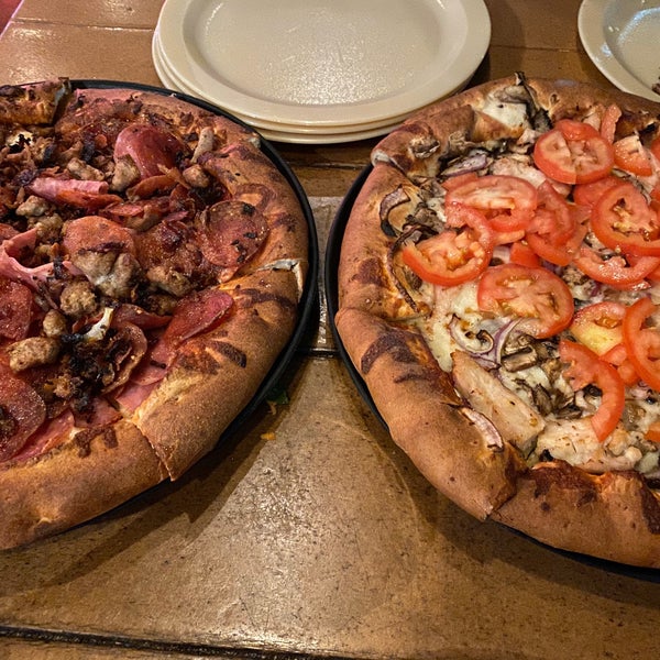 Photo taken at Woodstock&#39;s Pizza by melleemel on 10/20/2019