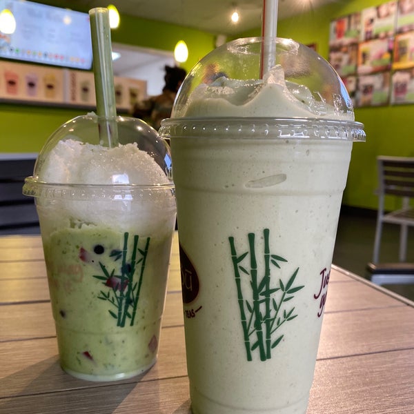 Das Foto wurde bei Bambu Desserts &amp; Drinks von melleemel am 10/13/2019 aufgenommen