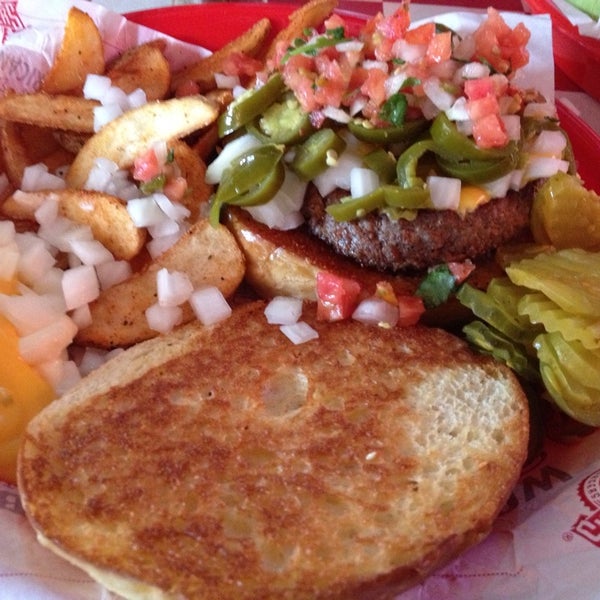 Fuddruckers johnson city tn