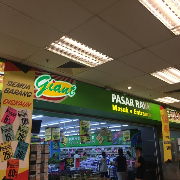 Photos At Giant Hypermarket Now Closed Supermarket In Melaka