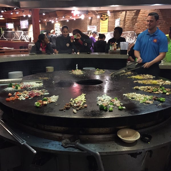 Photo taken at bd&#39;s Mongolian Grill by Gaby G. on 6/1/2015