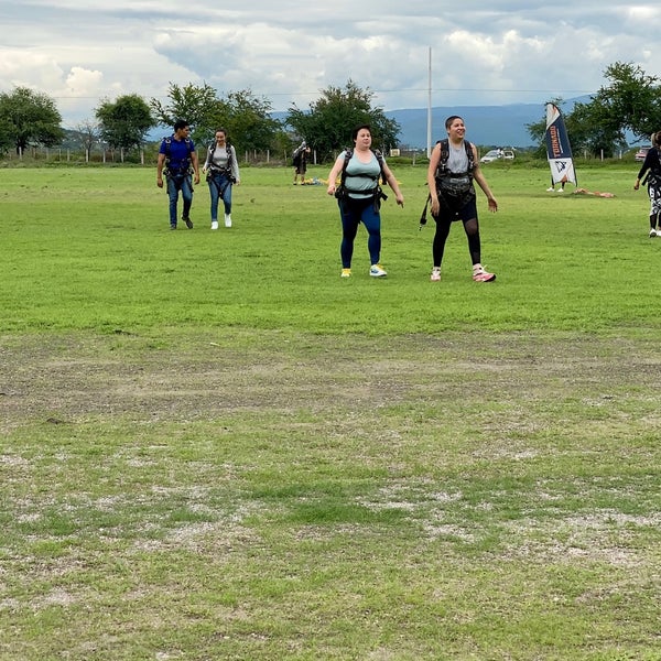 Снимок сделан в Skydive México пользователем Crucio en L. 6/30/2021