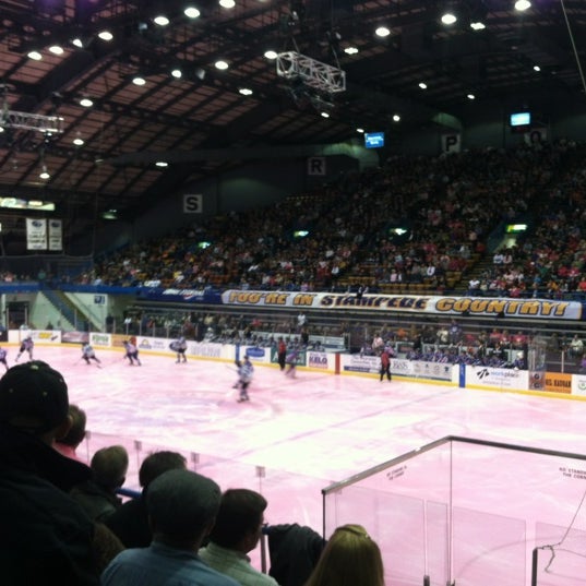 11/11/2012 tarihinde Dee D.ziyaretçi tarafından Sioux Falls Arena'de çekilen fotoğraf