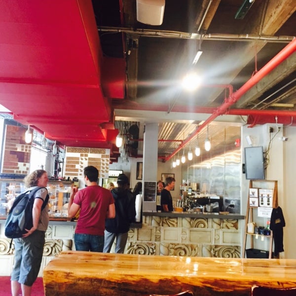 7/15/2015 tarihinde Siyu Z.ziyaretçi tarafından Everybody&#39;s Coffee'de çekilen fotoğraf