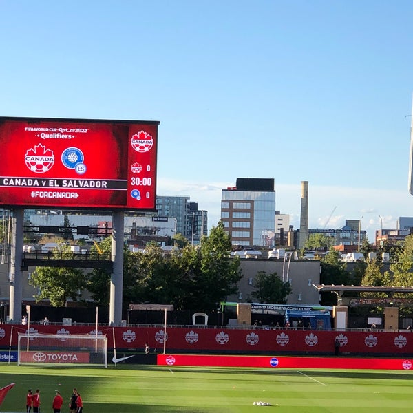 Photo taken at BMO Field by Carlos G. on 9/8/2021