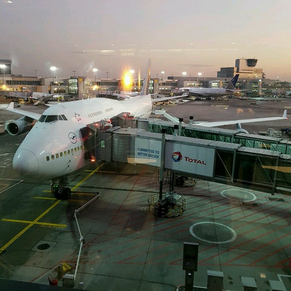 gate-z50-flughafen-terminal-1