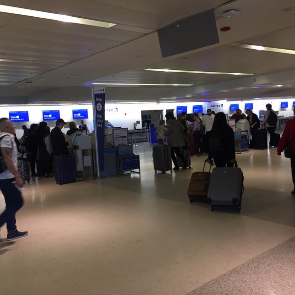 United Ticket Counter - Newark Airport and Port Newark - Newark, NJ
