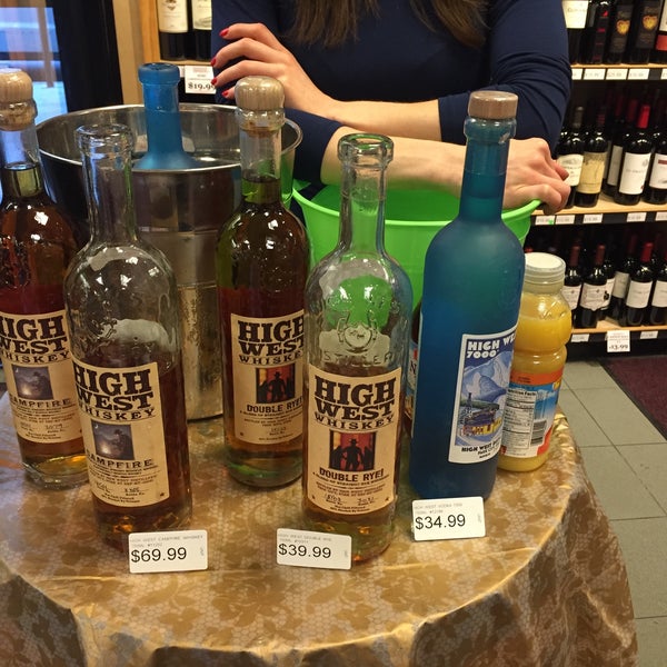 Photo taken at Michael-Towne Wines And Spirits by Gary K. on 7/23/2016
