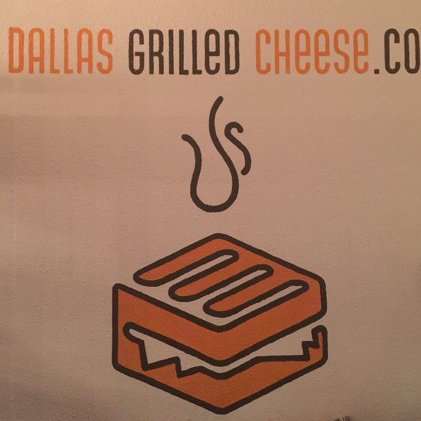 Снимок сделан в Dallas Grilled Cheese Co. пользователем Gary E. 2/25/2016