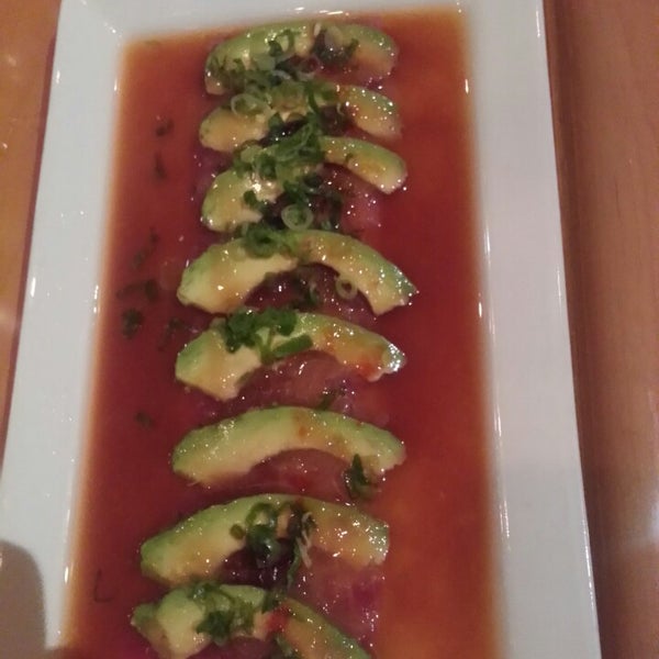Das Foto wurde bei Sushi Brokers von Ken F. am 9/6/2014 aufgenommen