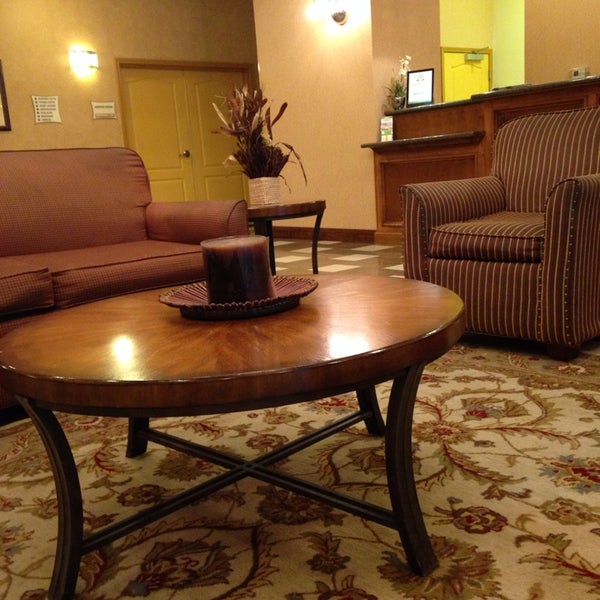 Photos At La Quinta Inn Suites Dallas South Desoto - 