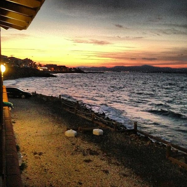 11/11/2014 tarihinde Altınoluk Kahvaltı &amp; Restaurantziyaretçi tarafından Altınoluk Kahvaltı &amp; Restaurant'de çekilen fotoğraf