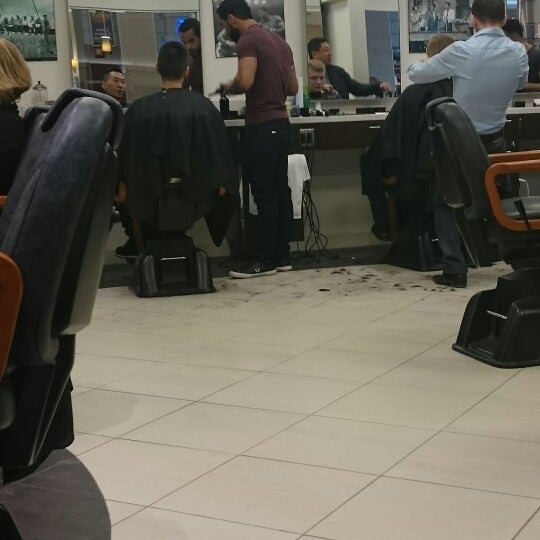 The Barber S Chair Salon Barbershop In Toronto