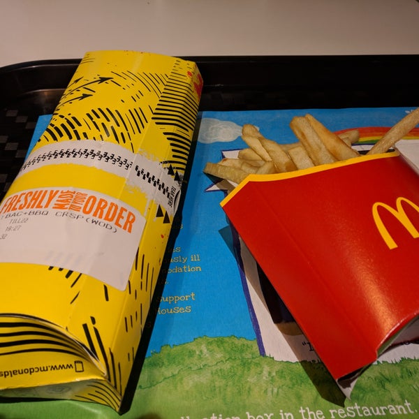 Foto tirada no(a) McDonald&#39;s por Sirui L. em 3/5/2019