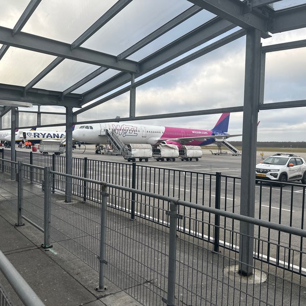 2/5/2024 tarihinde Eric S.ziyaretçi tarafından Eindhoven Havalimanı (EIN)'de çekilen fotoğraf