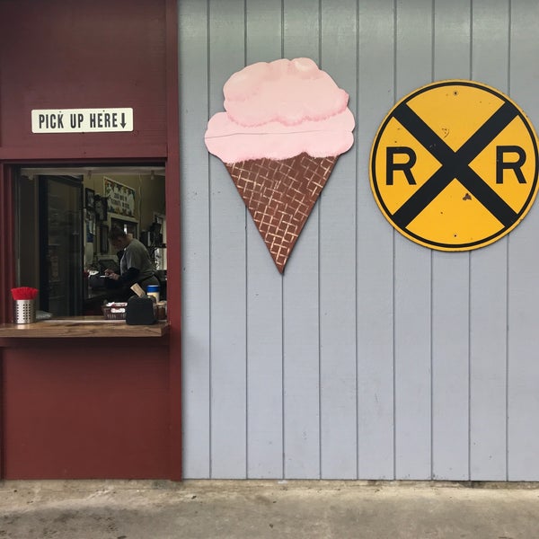 Zeke's Drive In Burger Joint