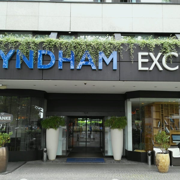Photo taken at Wyndham Berlin Excelsior by @LEG on 8/15/2016