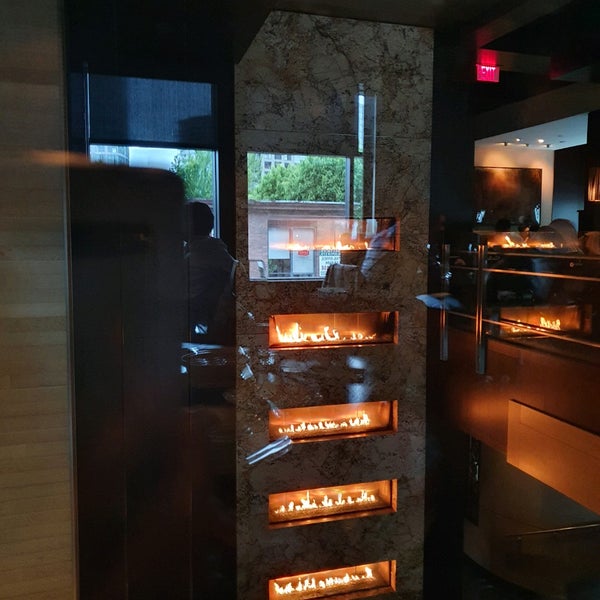 รูปภาพถ่ายที่ The Keg Steakhouse + Bar - Yaletown โดย Sandra Z. เมื่อ 6/11/2022