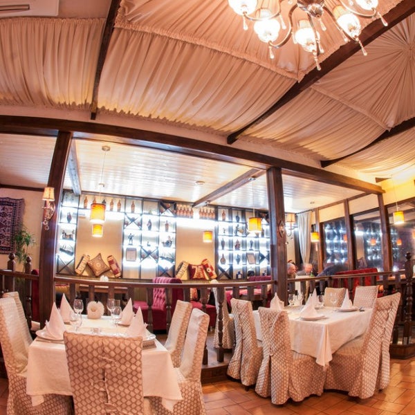 Das Foto wurde bei Ресторан Гала von Ресторан Гала am 11/29/2014 aufgenommen