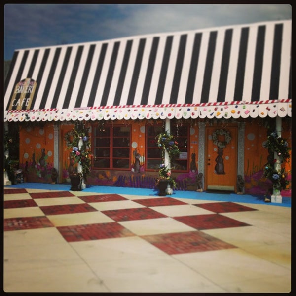 Sugar Hill Bakery & Cafe 7 tips