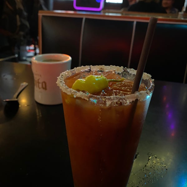Busy place, but we had fast service from bartender. Food was good and huge servings. Hubby and I split chicken fried steak and eggs, good. I thoroughly enjoyed a tall Bloody Mary at 8 am on a Friday!