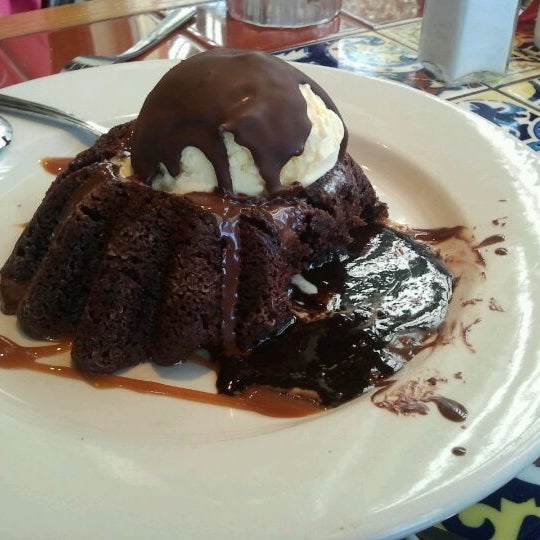 Photo taken at Chili&#39;s Grill &amp; Bar by Kassandra D. on 3/30/2012