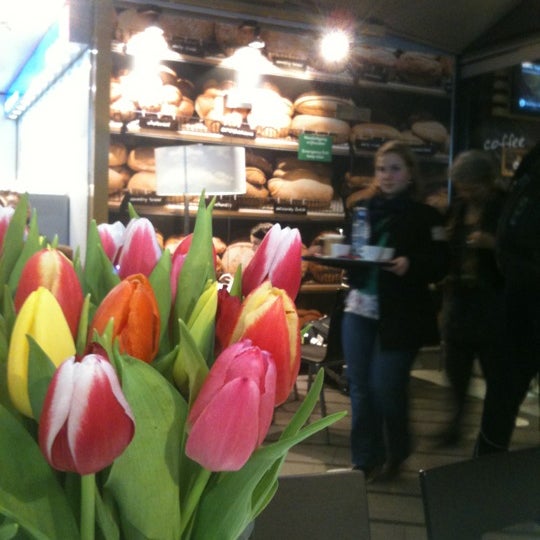รูปภาพถ่ายที่ Dutch &amp; Delicious โดย Timo B. เมื่อ 2/29/2012