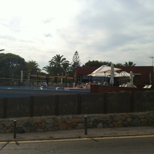 Photo taken at Las Colinas Beach Club by Taxi San Pedro del Pinatar on 7/3/2012