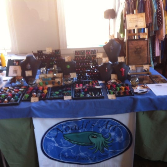 Photo taken at Portland Flea-for-All by Sheryl W. on 6/10/2012