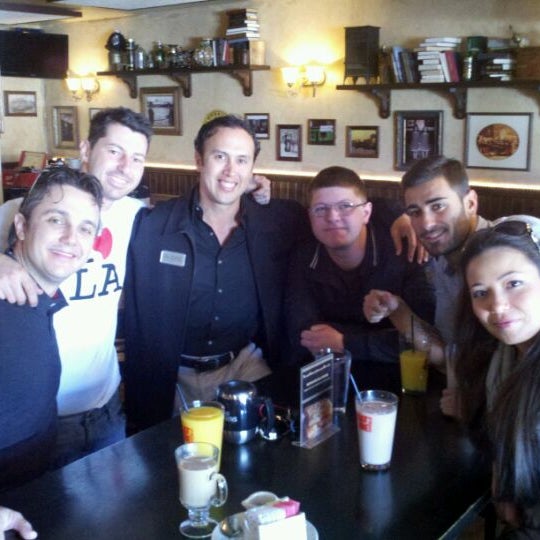 Foto scattata a K. C. Branaghan&#39;s Irish Pub da Ricardo T. il 2/8/2012