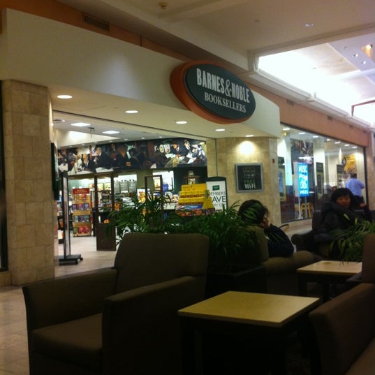 Barnes Noble 28 Tips From 3113 Visitors