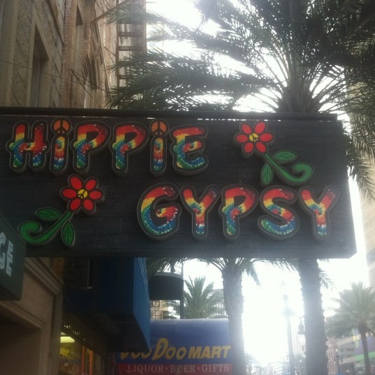 Foto tomada en Hippie Gypsy  por Andrew H. el 7/1/2012