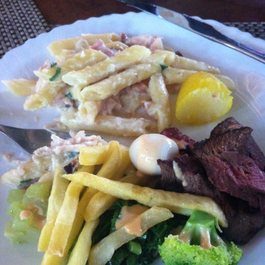 Foto tirada no(a) Restaurante Tradição de Minas por Rodrigo B. em 6/11/2012