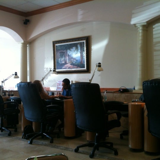 Nails So Happy 1075 Oakleaf Plantation Pkwy