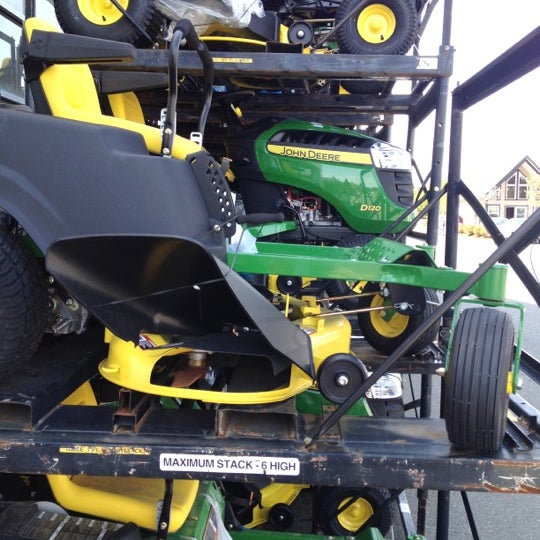 The Home Depot Hardware Store in Nanaimo