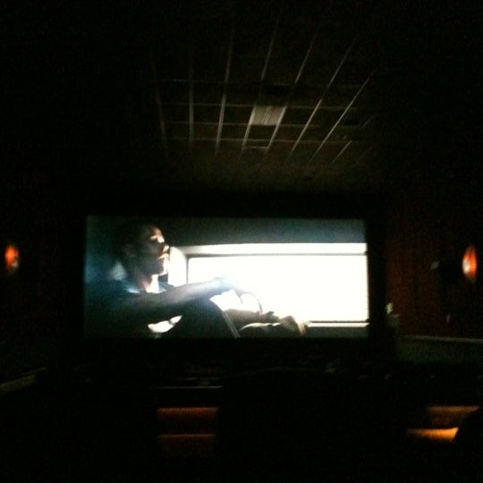 4/19/2012にTad .がStudio Movie Grill Lewisvilleで撮った写真