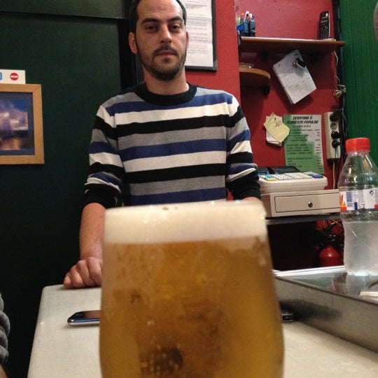 Cervecita Fresca en Escalones de la Lonja, el bar con los camareros mas cachondos del carmen